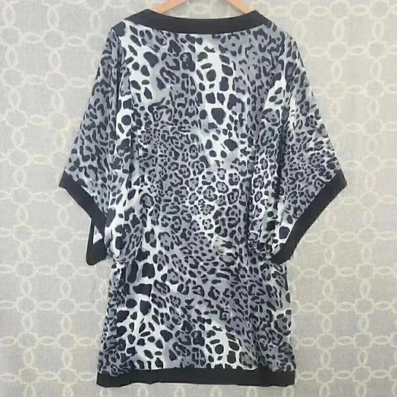 Tiana B. V Neck Leopard Kimono Shift Dress L - Picture 2 of 9